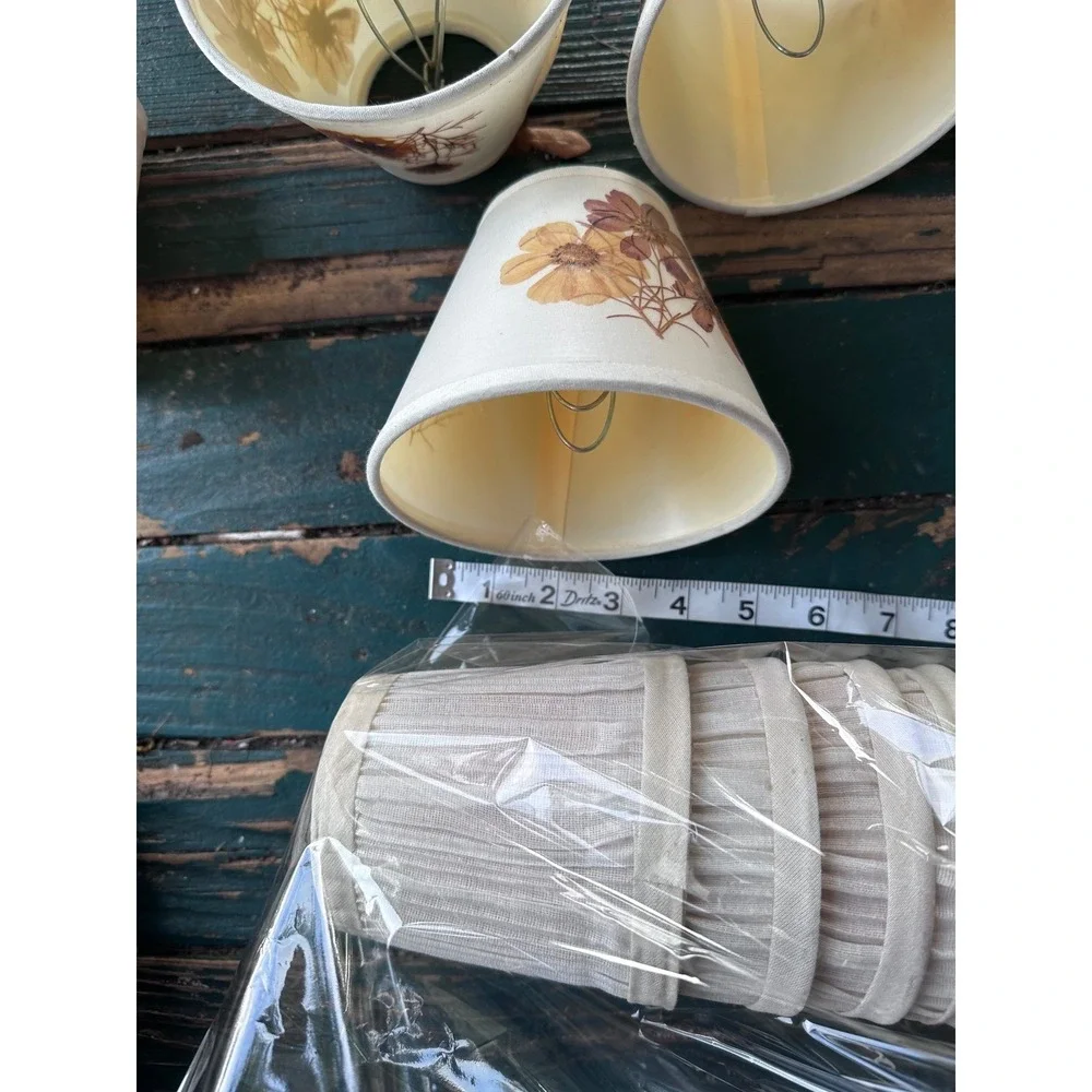 Vtg Floral Clip On Chandelier Lamp Shades Set of 5 Botanical Dried Flower 4in